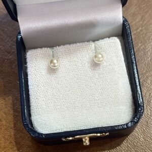 Gold and Pearl Stud Earrings NWOT